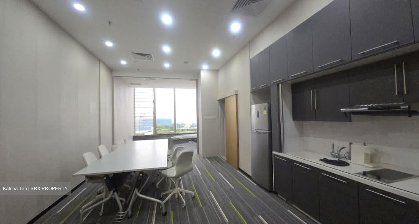 The Central (D1), Office #561583871